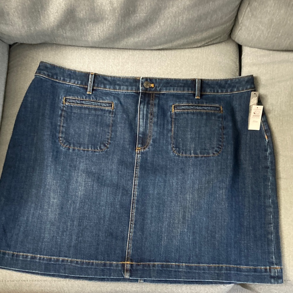 NWT Petite Talbots Dark Blue Denim Mini Skirt